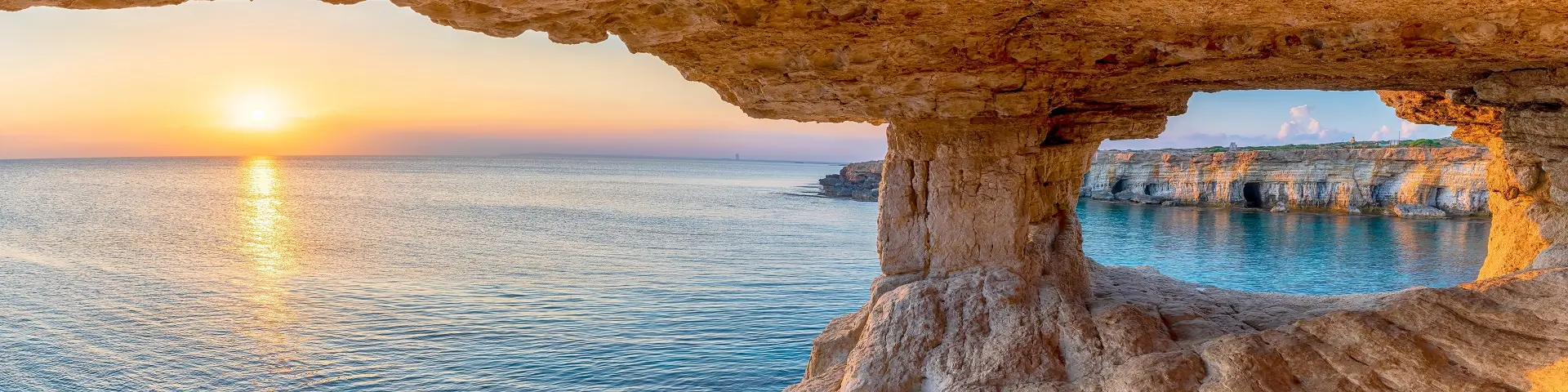 Cosmelenia Hotel and Apartments