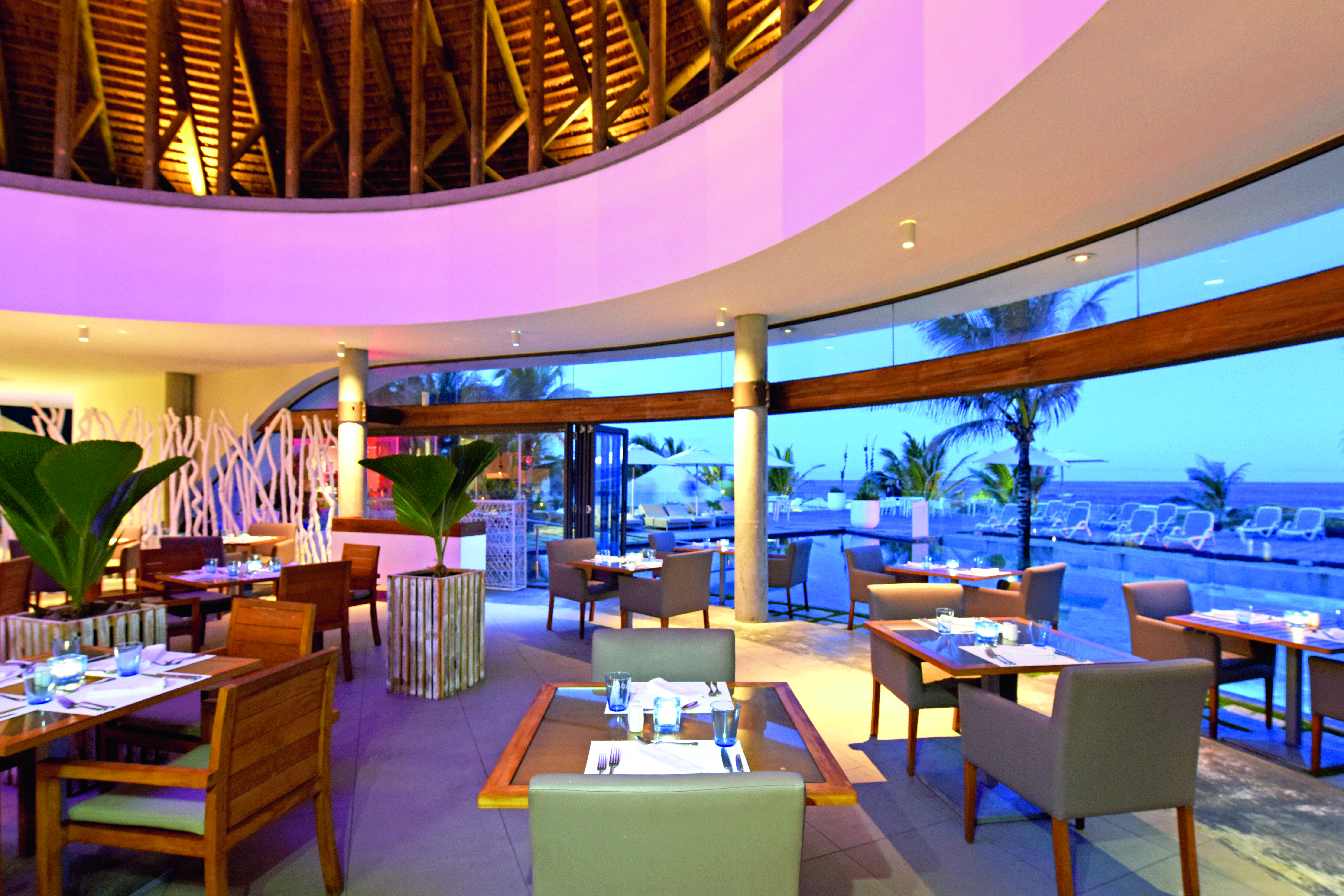 Radisson Blu Poste Lafayette Resort