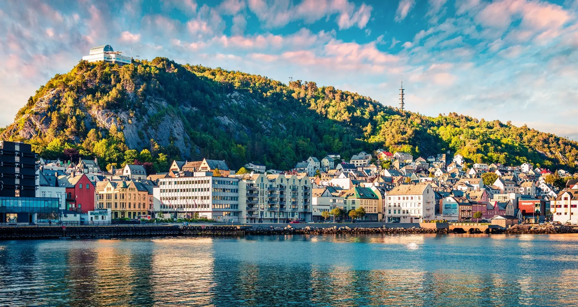 Northern Norway's Lights & Landscapes