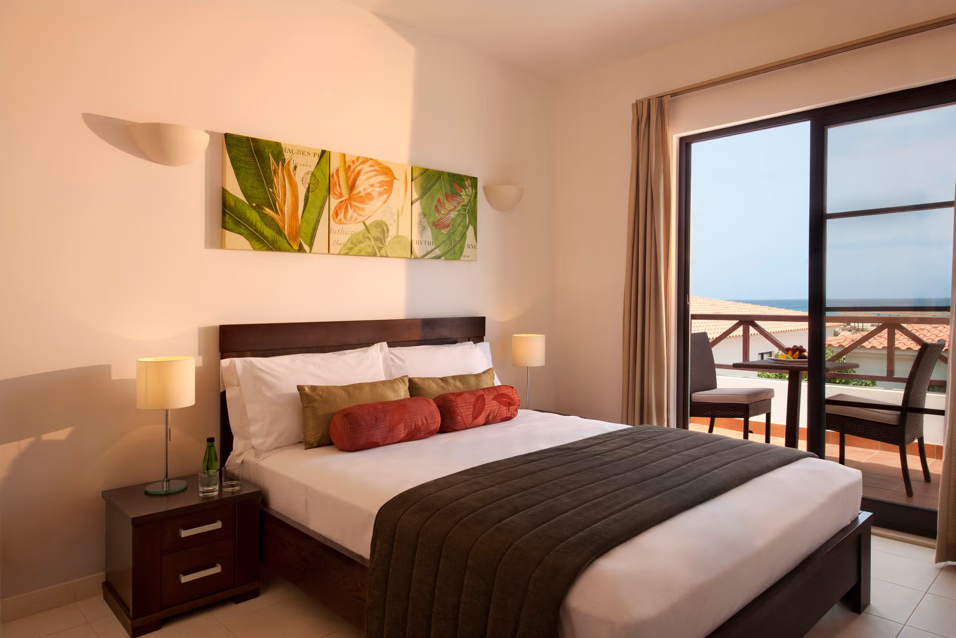 Melia Tortuga Beach Resort & Spa