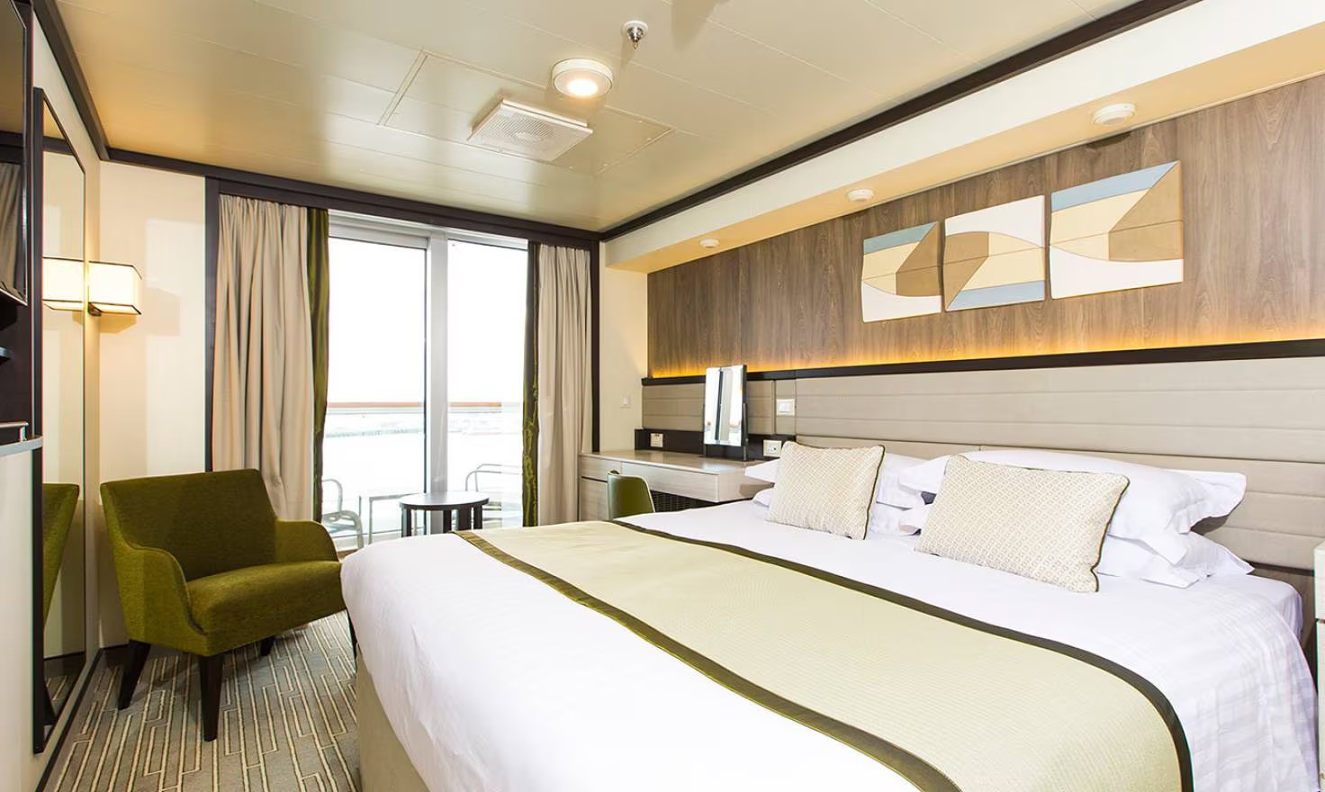 Caribbean Islands Fly-Cruise