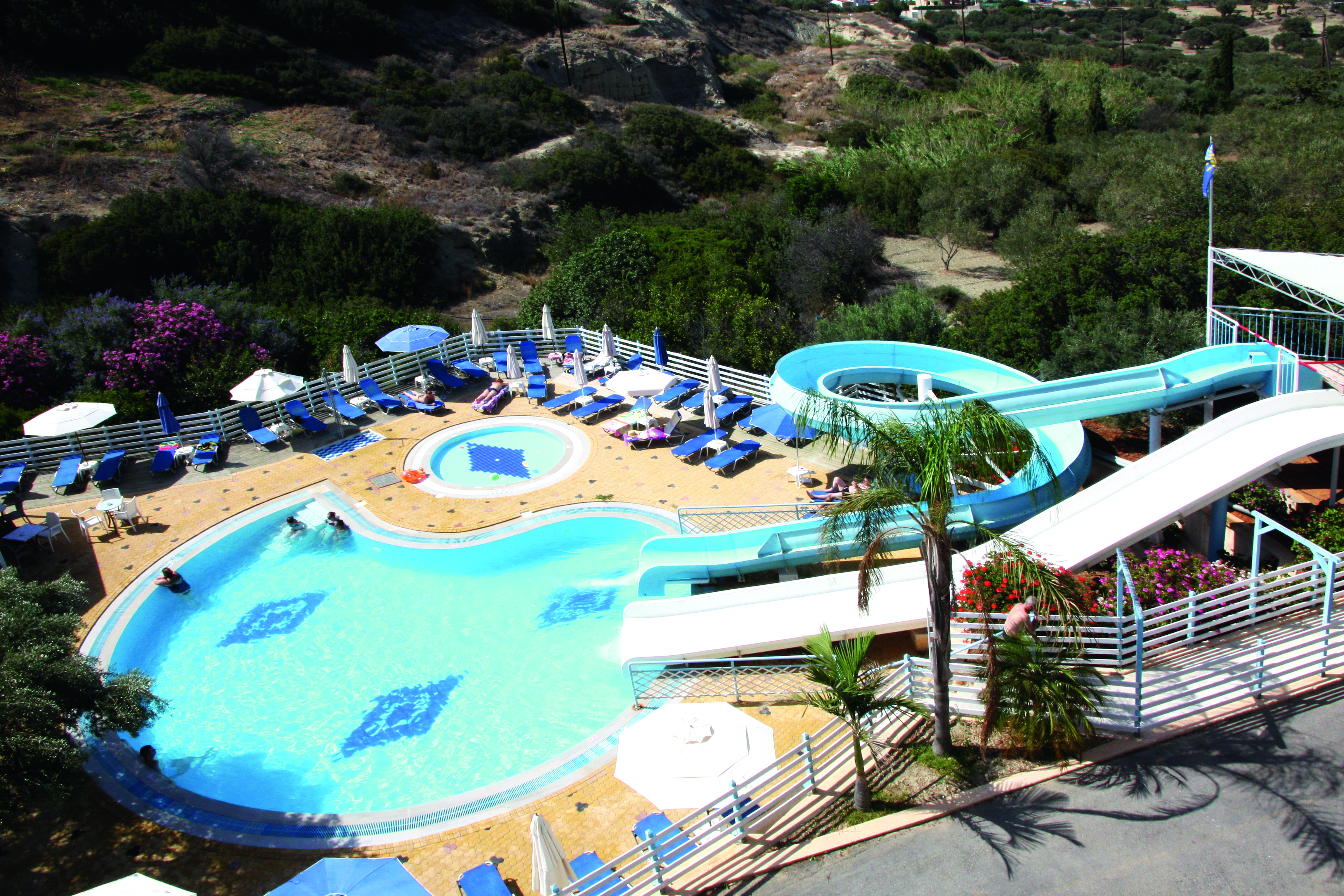 Bellos Apartments