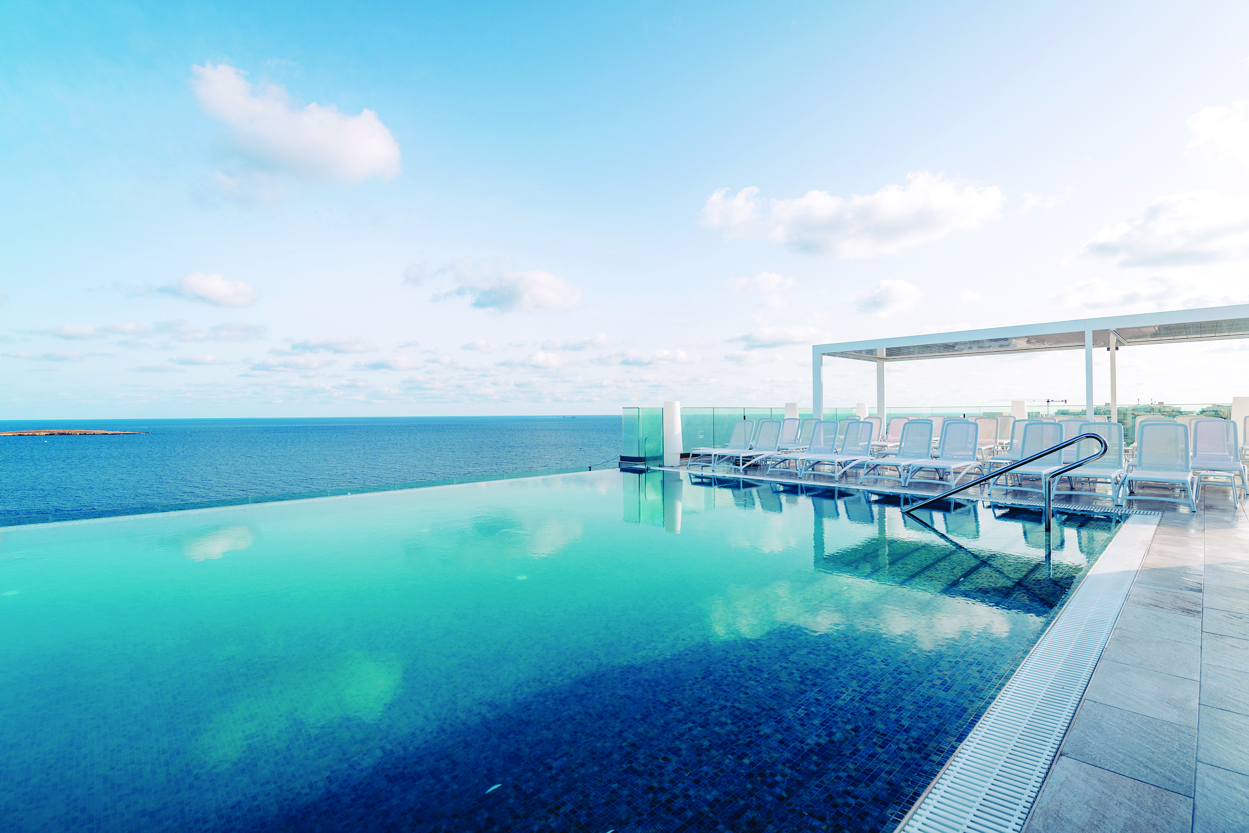 Seaview Hotel