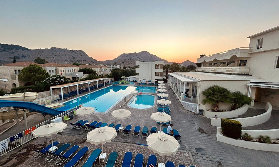 Delfinia Resort Hotel