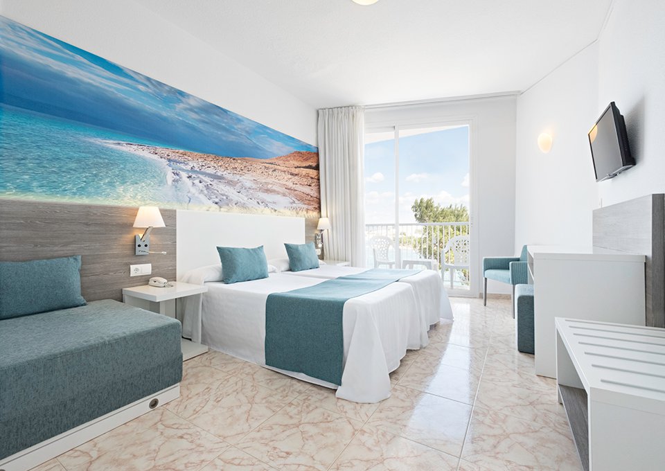 Azuline Mar Amantis Hotel